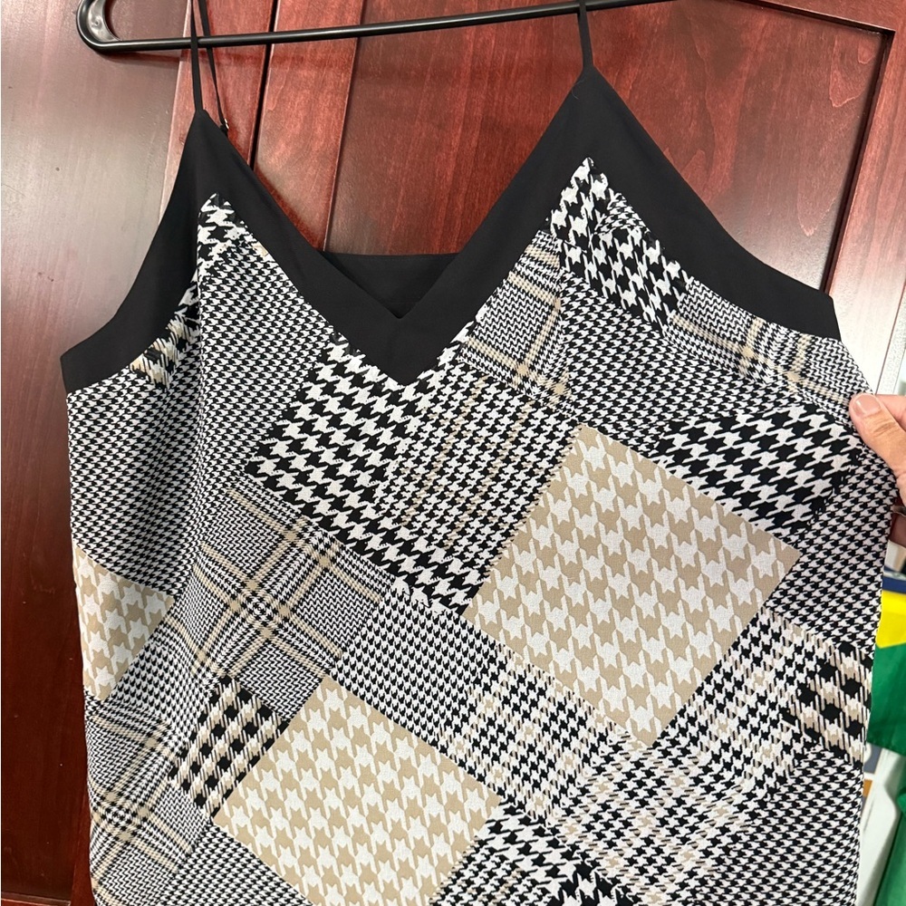 Calvin Klein Graphic Black and White Sleeveless Camisole